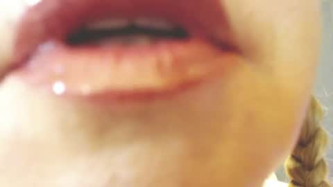 cute_phoenix online show from August 6, 2:52 pm