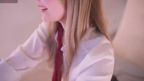 Snapshot of cute_pie_an chatting on December 19, 7:43 pm AN online show from December 19, 7:43 pm