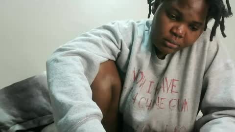 Snapshot of cute_roxie chatting on April 17, 11:02 am cute_roxie online show from April 17, 11:02 am
