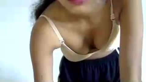 ruhi online show from June 19, 2:27 am