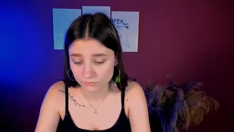 Snapshot of cute_samanta_ chatting on December 13, 8:04 pm Youre Samanta online show from December 13, 8:04 pm