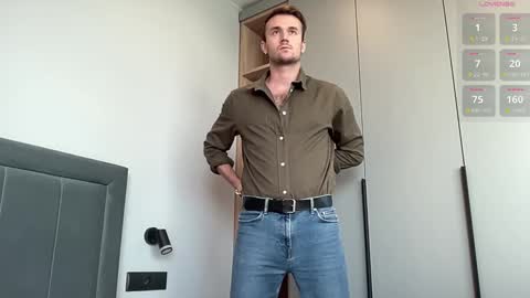 cute_skywalker online show from September 12, 2:50 pm