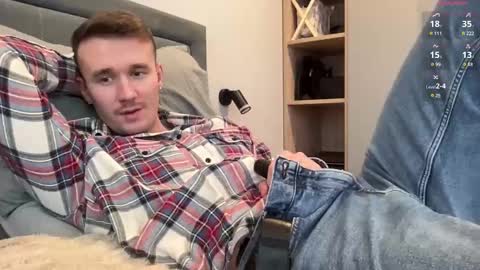 cute_skywalker online show from November 30, 12:20 pm