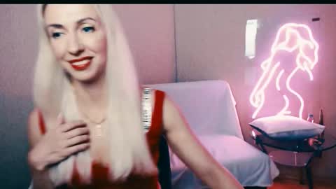 Snapshot of cute_smile_shy chatting on September 18, 8:00 pm cute_smile_shy online show from September 18, 8:00 pm