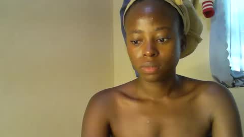 cute_sonny online show from February 27, 5:18 am