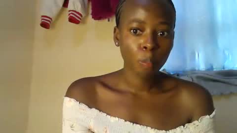 cute_sonny online show from March 16, 5:24 am