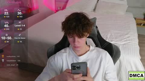 Thomas -  online show from December 2, 1:14 am