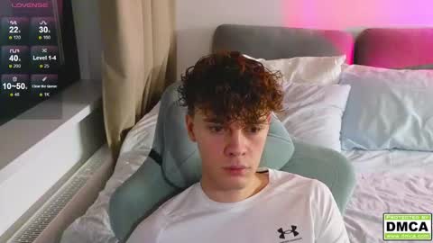 Thomas -  online show from November 18, 6:01 pm