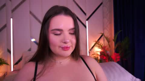 Amber online show from December 19, 1:12 am