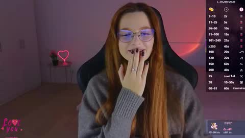 Ariel online show from December 13, 7:53 pm