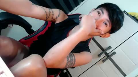 Steph online show from April 27, 11:14 pm