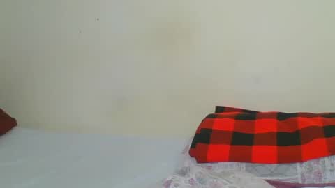 Snapshot of cuteaurel chatting on June 22, 1:51 am AURELIA online show from June 22, 1:51 am