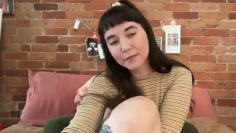 CuteBalloons online show from April 29, 8:26 pm