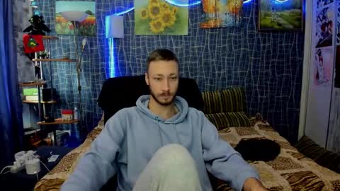 cuteboy228 online show from February 13, 10:33 am