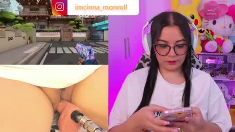 Snapshot of cutecinamonroll chatting on December 10, 6:33 am Cinna independent model online show from December 10, 6:33 am