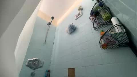 loveolots online show from March 17, 7:17 pm