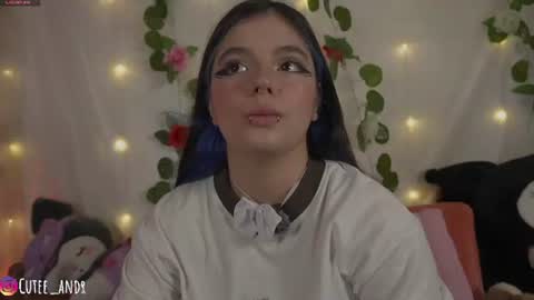 Snapshot of cutee_andrea chatting on June 29, 2:29 am Andrea 3 online show from June 29, 2:29 am