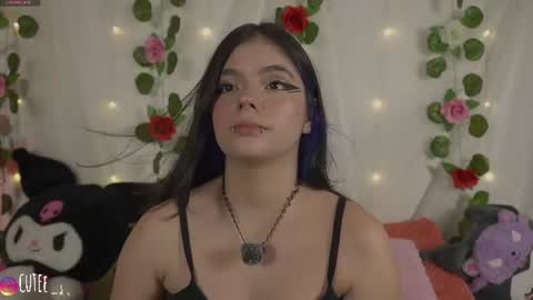 Snapshot of cutee_andrea chatting on July 19, 2:37 am Andrea 3 online show from July 19, 2:37 am