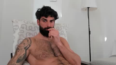 cuteeboy online show from February 25, 6:56 am