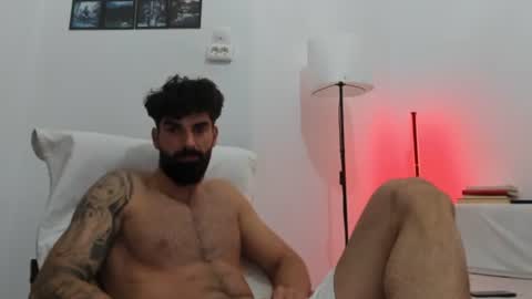 cuteeboy online show from June 19, 6:01 pm