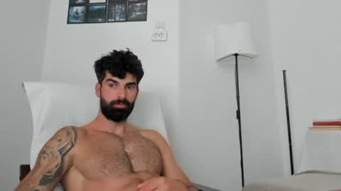 cuteeboy online show from July 16, 5:24 am