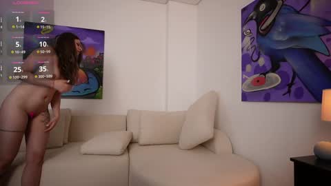 Mia online show from September 26, 9:30 pm