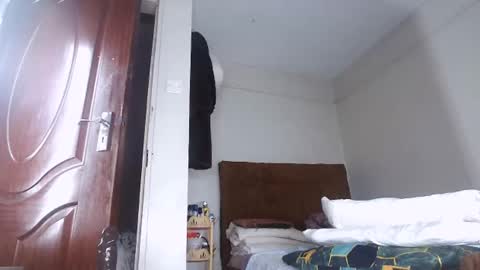 cutegal23465269 online show from April 22, 9:16 pm