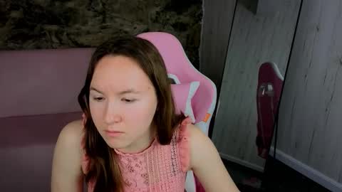 cuteglory online show from February 5, 1:43 am