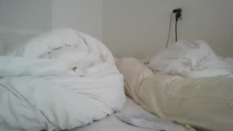 Snapshot of cuteguy6668889 chatting on October 5, 11:08 am Cutegoth online show from October 5, 11:08 am