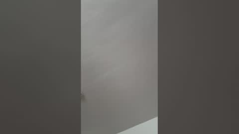 Snapshot of cuteguyy2001 chatting on April 15, 2:02 pm cuteguyy2001 online show from April 15, 2:02 pm