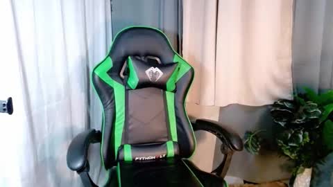 cuteleemoreno online show from February 5, 2:11 pm