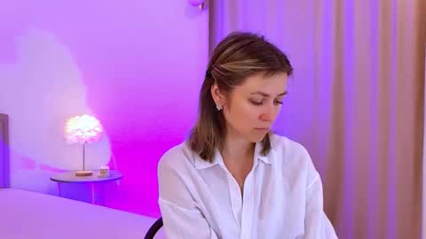 cutemirage online show from February 5, 3:05 pm