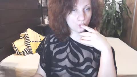 Snapshot of cutemoan chatting on January 31, 10:31 pm Rita online show from January 31, 10:31 pm