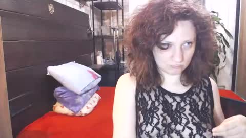 Snapshot of cutemoan chatting on September 20, 9:49 pm Rita online show from September 20, 9:49 pm