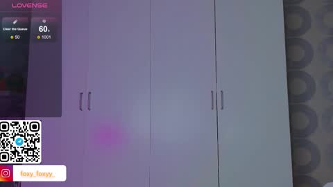 Roxy online show from December 3, 2:26 pm