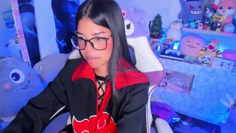 Snapshot of cutestephuwu chatting on March 11, 4:21 am  - independent model online show from March 11, 4:21 am