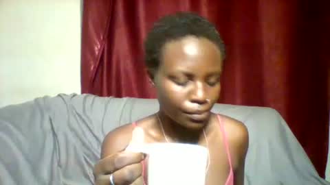 Snapshot of cutey_lunar chatting on January 28, 12:43 pm cutey_lunar online show from January 28, 12:43 pm