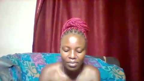 Snapshot of cutey_lunar chatting on February 2, 8:19 pm cutey_lunar online show from February 2, 8:19 pm