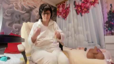 Snapshot of cutie__orgasm chatting on December 7, 2:02 pm Cutie orgasm online show from December 7, 2:02 pm