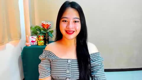 Snapshot of cutie_asianwoman chatting on October 13, 6:13 am cutie_asianwoman online show from October 13, 6:13 am