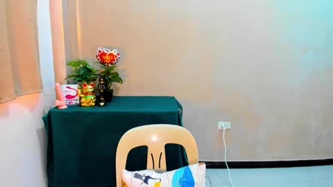 Snapshot of cutie_asianwoman chatting on October 15, 7:30 am cutie_asianwoman online show from October 15, 7:30 am