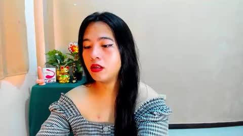 Snapshot of cutie_asianwoman chatting on October 16, 6:36 am cutie_asianwoman online show from October 16, 6:36 am