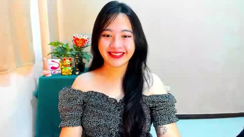 Snapshot of cutie_asianwoman chatting on October 19, 6:47 am cutie_asianwoman online show from October 19, 6:47 am