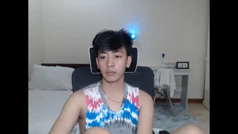 Neil Taylor online show from October 25, 12:13 pm