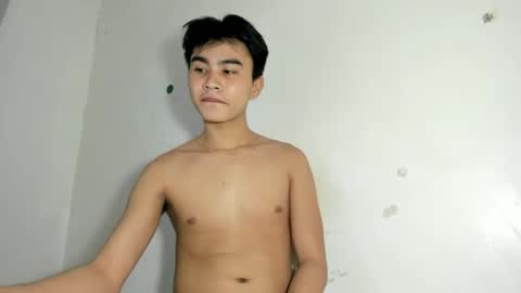 Snapshot of cutie_luwi chatting on November 7, 8:31 pm luwi online show from November 7, 8:31 pm