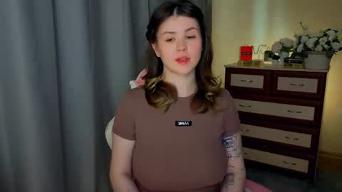 mili online show from June 18, 10:41 am