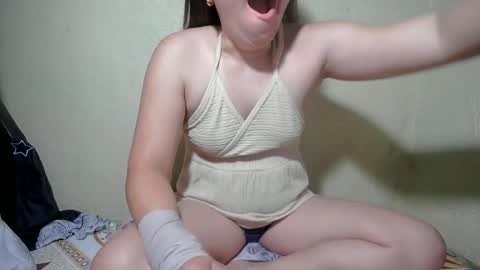 cutie_pie02 online show from June 29, 7:14 pm