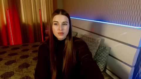 ViVi online show from November 18, 10:09 am