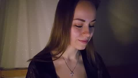 cutie_xoxo_ online show from February 14, 9:44 pm