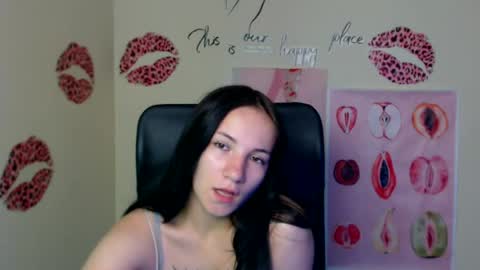 Emma online show from July 16, 6:14 pm